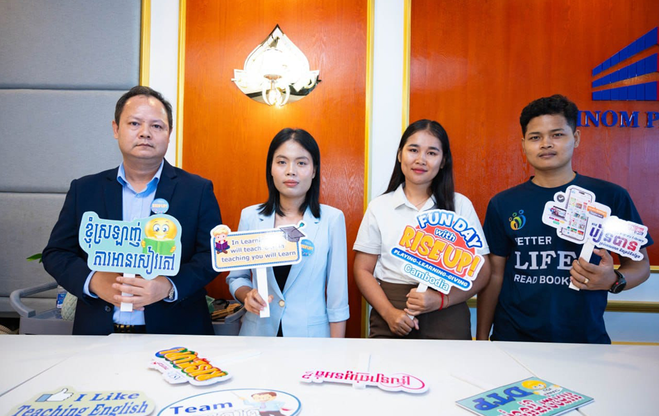 អ្នកជំនាញជនជាតិអូស្រ្តាលី និងចិន ចែករំលែកពីវិធីសាស្ត្របង្រៀនដែលមានប្រសិទ្ធខ្ពស់ទៅលើការបង្រៀនភាសាអង់គ្លេស និងភាសាចិន​ ដល់គ្រូបង្រៀននៅកម្ពុជា